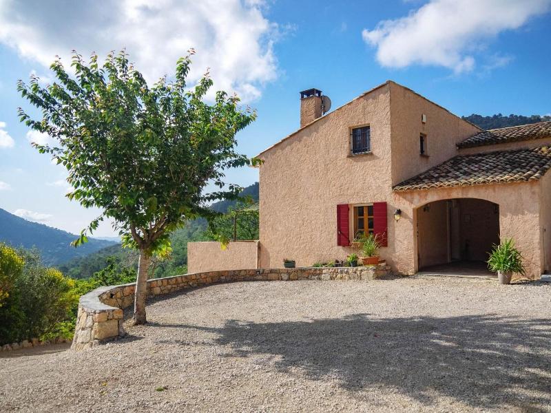 L Estuve Provencale image