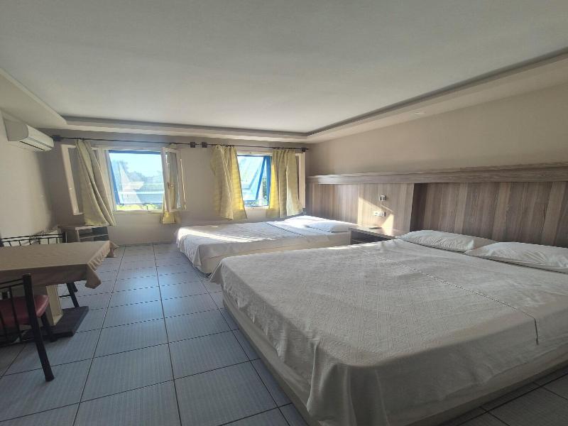 Cihanay Hotel image