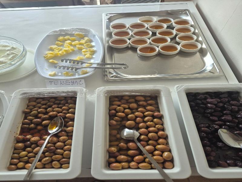 Cihanay Hotel image