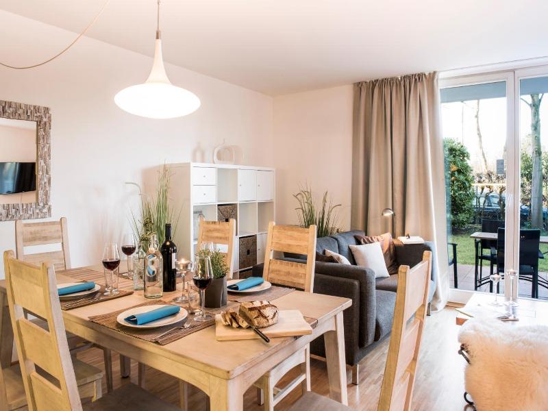 Parkside Apartment House image