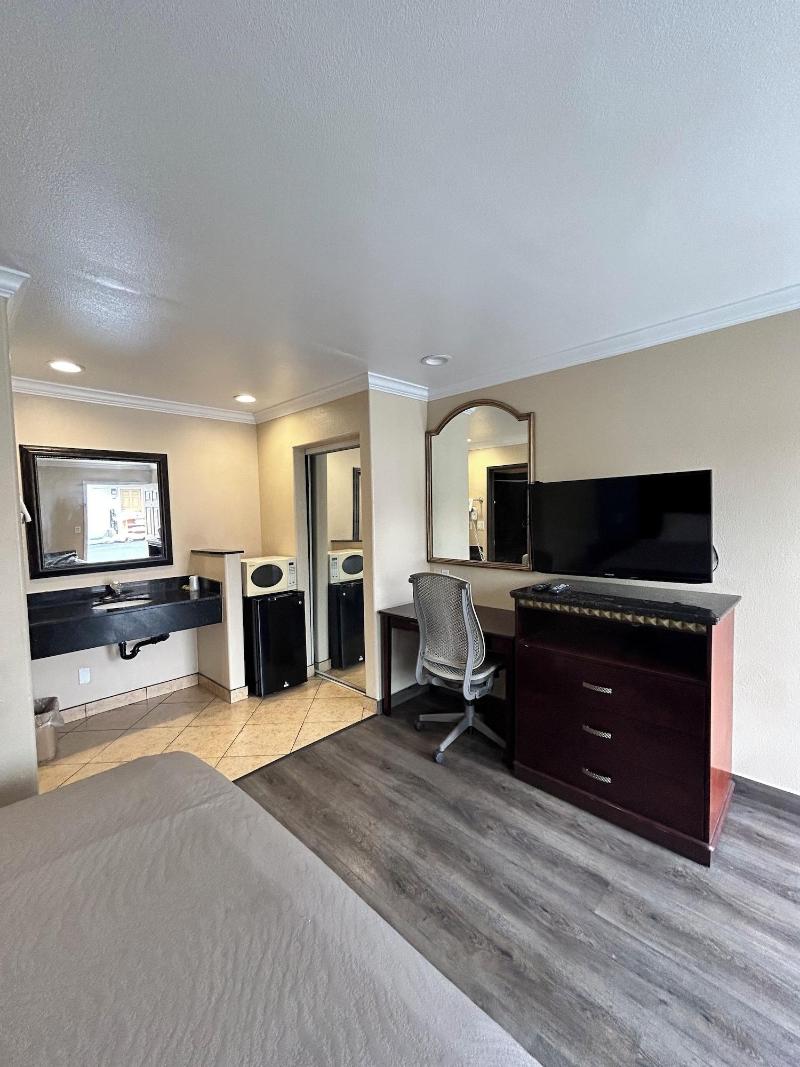 Hyland Motel image