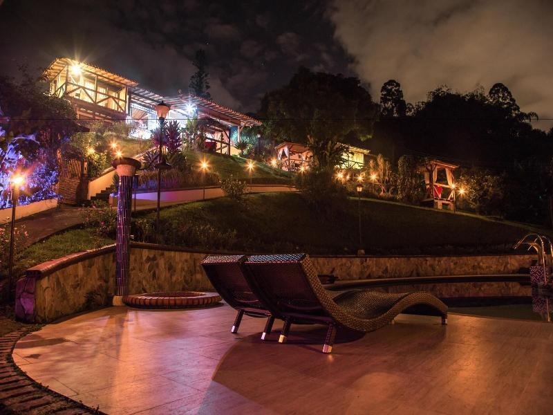 Hotel Spa La Colina image