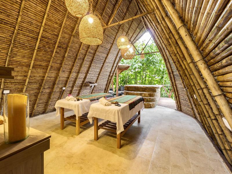 Hotel Spa La Colina image