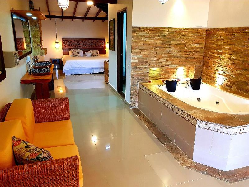 Hotel Spa La Colina image