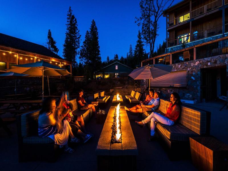 Rush Creek Lodge & Spa At Yosemite image