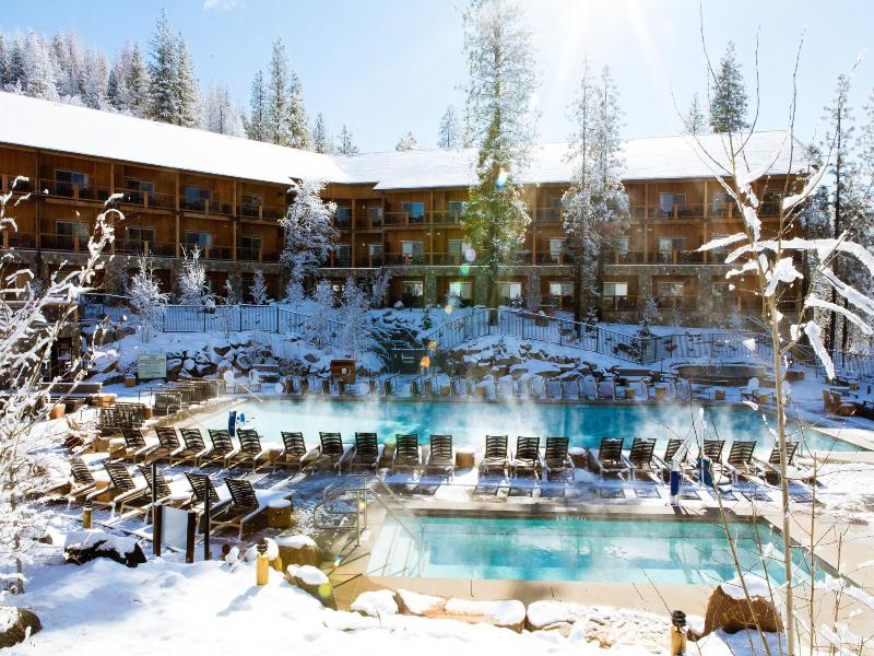 Rush Creek Lodge & Spa At Yosemite image