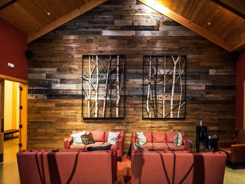 Rush Creek Lodge & Spa At Yosemite image