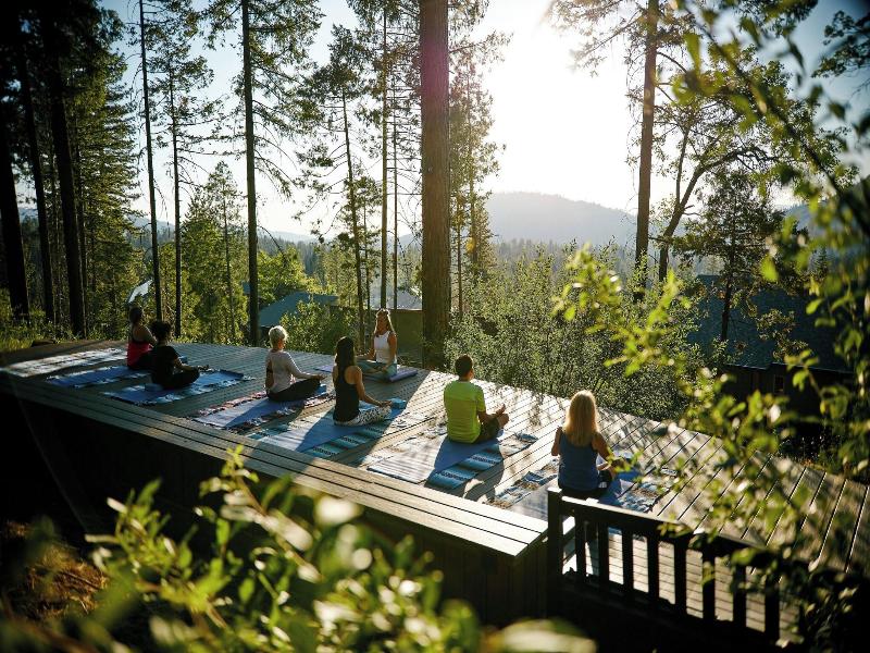 Rush Creek Lodge & Spa At Yosemite image