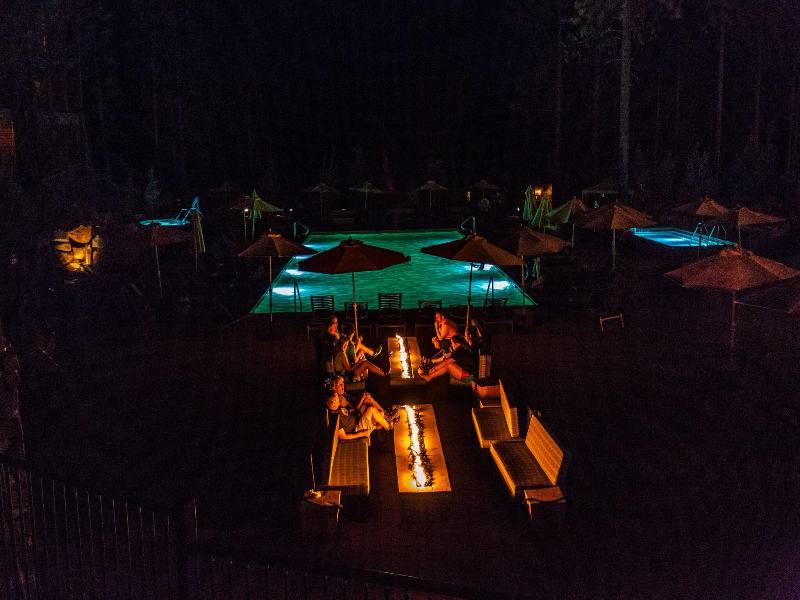 Rush Creek Lodge & Spa At Yosemite image