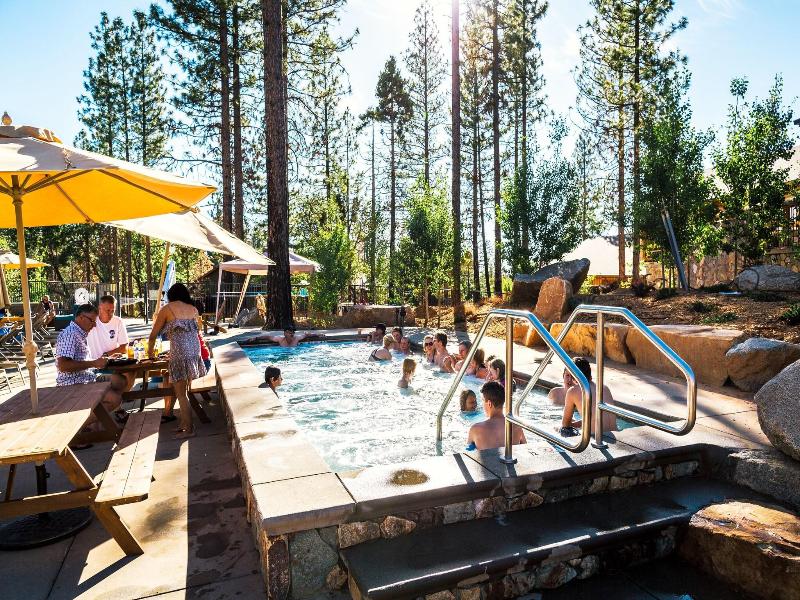 Rush Creek Lodge & Spa At Yosemite image