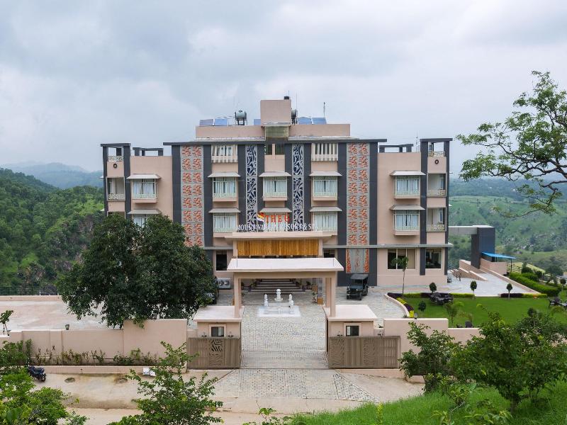 The G Mount Valley Resort Spa image