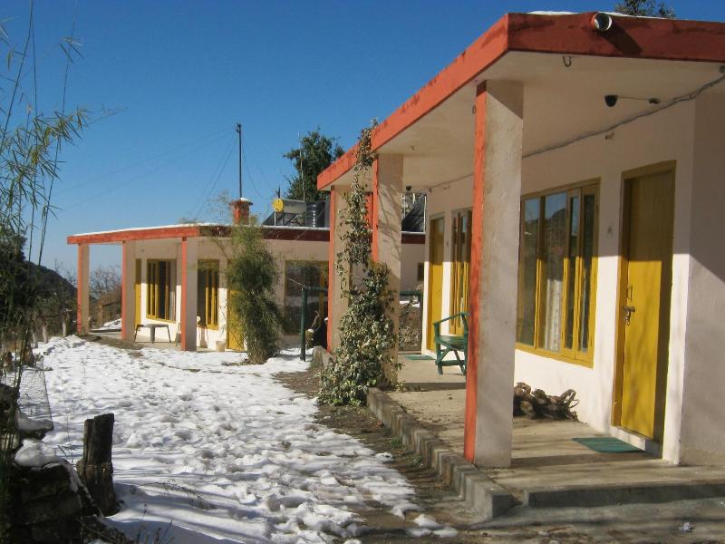 Janardan Resort Pangot