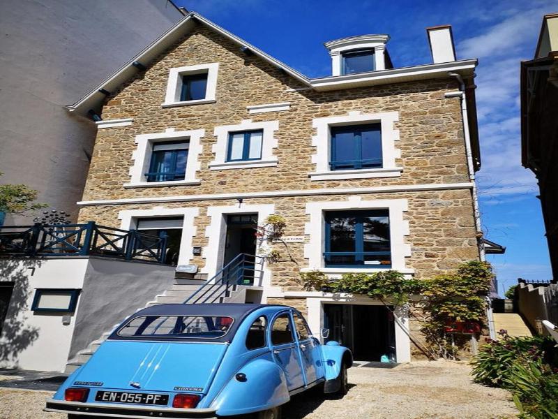 Hotel Les Charmettes image