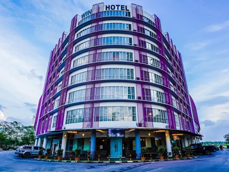 Win Hotel