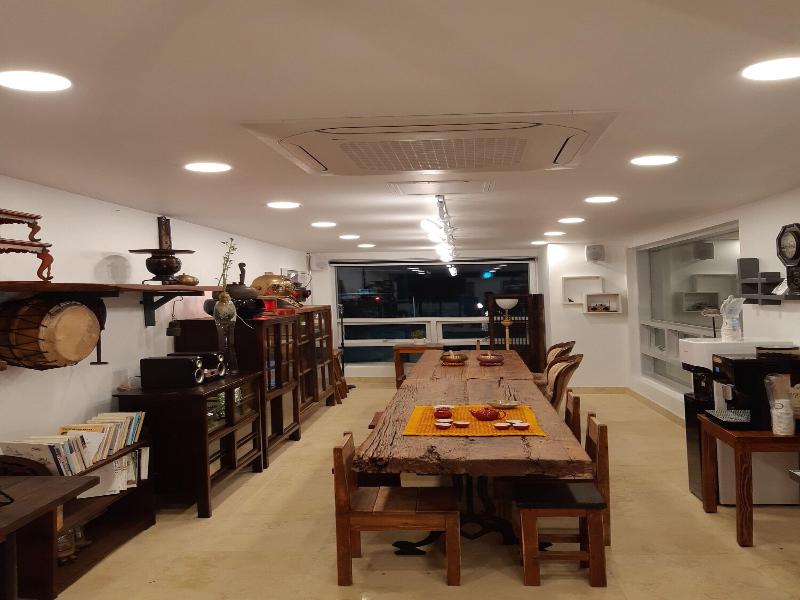 Hostel Foryou image