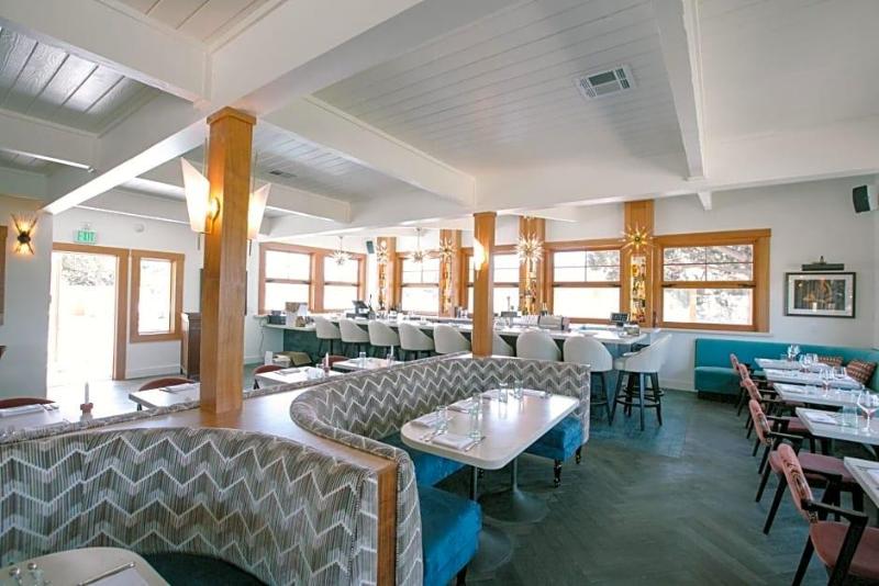 Skyview Hotel image