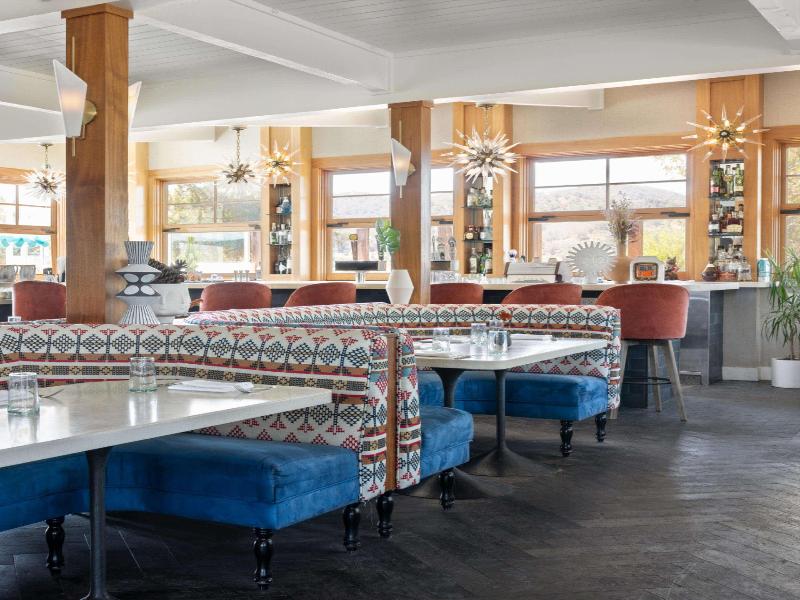 Skyview Hotel image