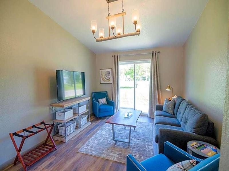 Colony Suites image