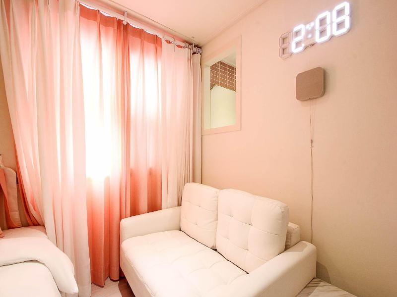 Hotel Momo Juice image