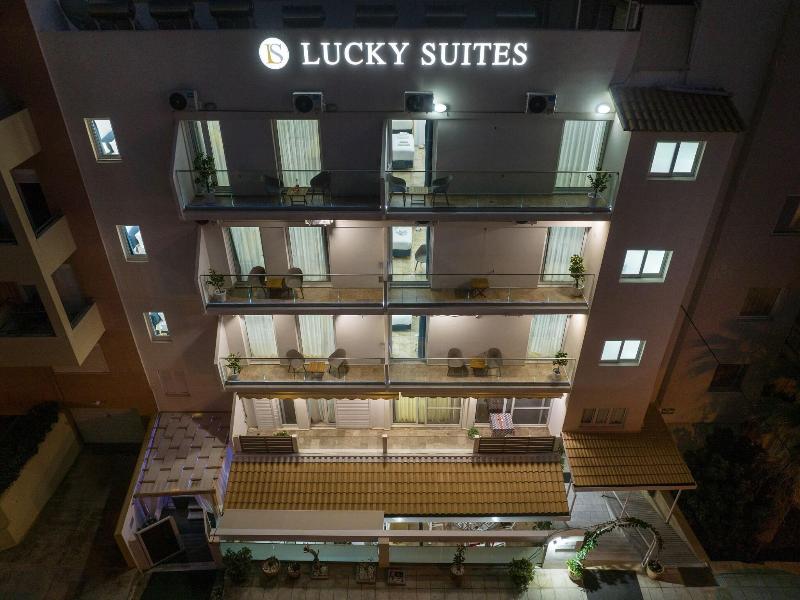 Lucky Suites image