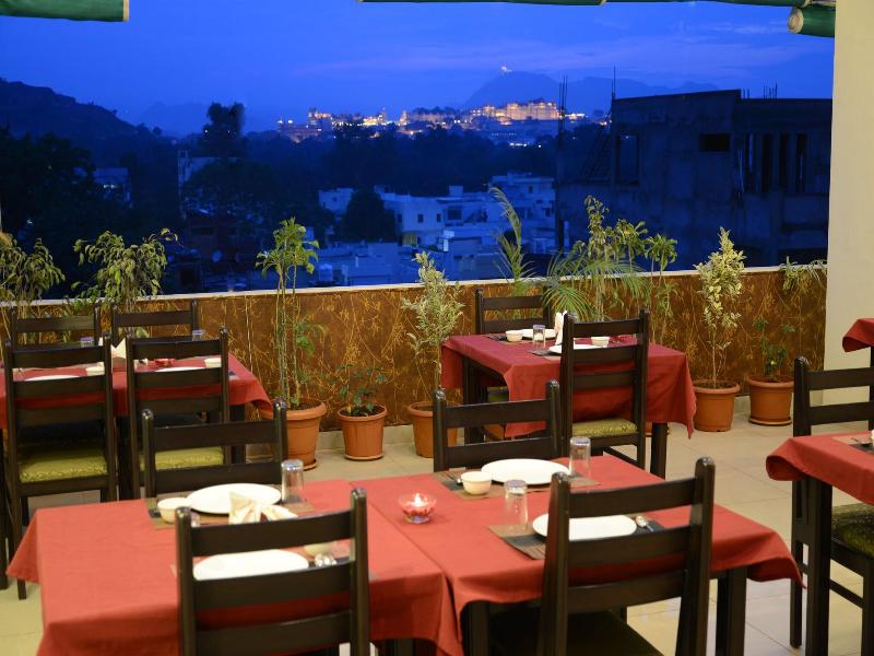 Hotel Sanobar image