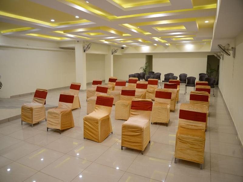 Hotel Sanobar image