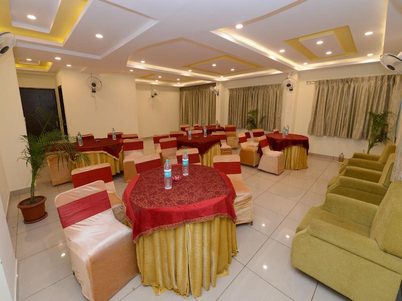 Hotel Sanobar image