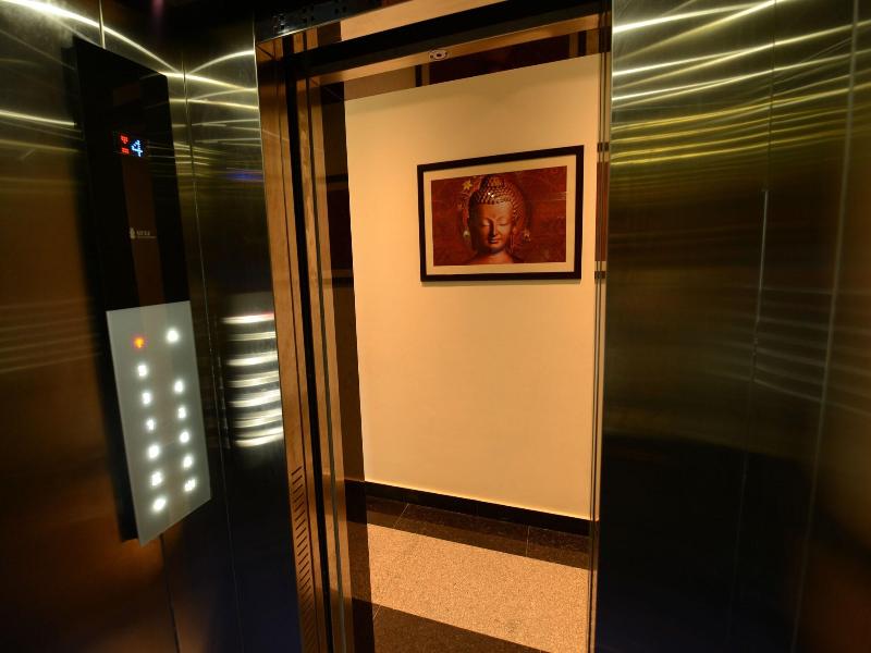 Hotel Sanobar image