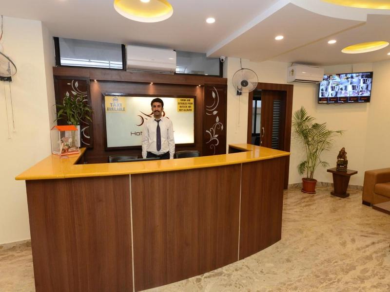Hotel Sanobar image