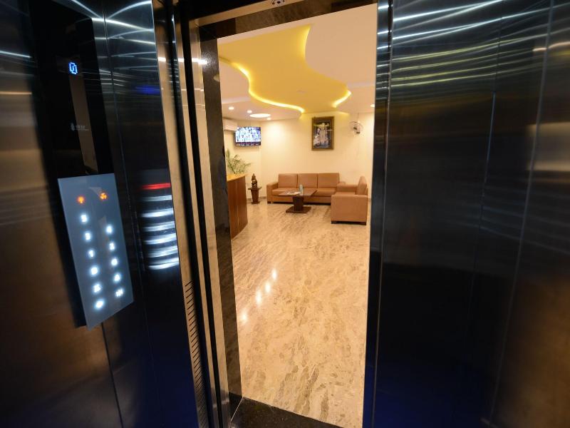 Hotel Sanobar image