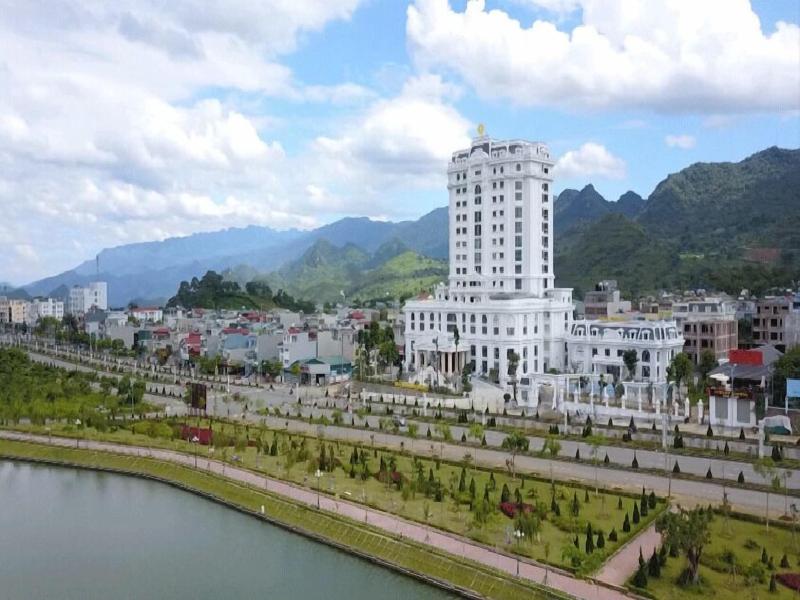 Hoang Nham Luxury Hotel