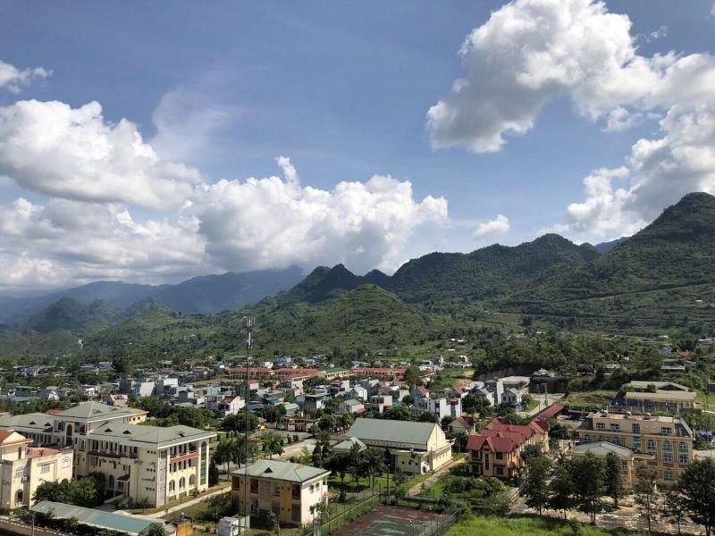 Hoang Nham Luxury Hotel