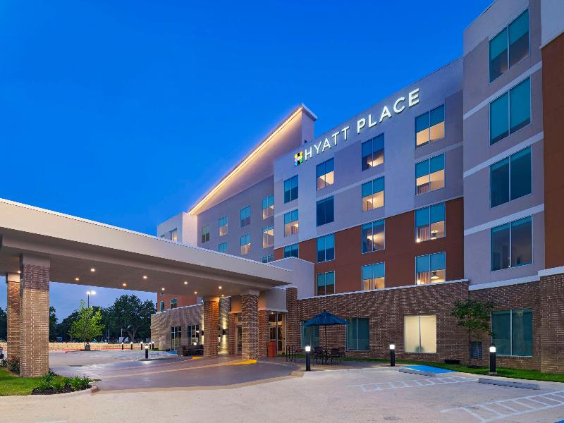 Hyatt Place Austin / Lake Travis / Four Points