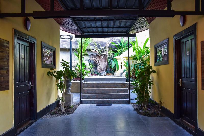 Mad Monkey Luang Prabang image