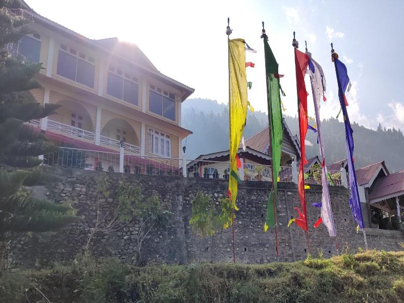 Pemaling Lords Inn Dirang