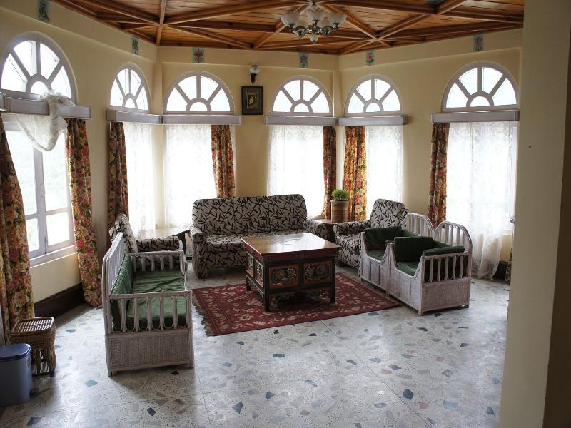 Pemaling Lords Inn Dirang