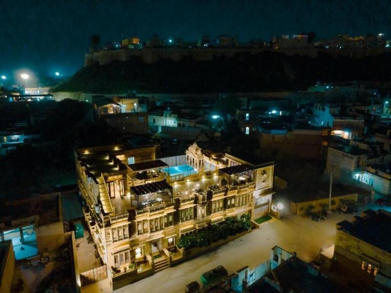 Grand Khalifa image