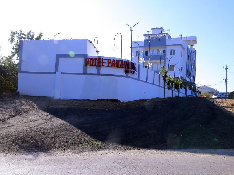 Hotel Paramount image
