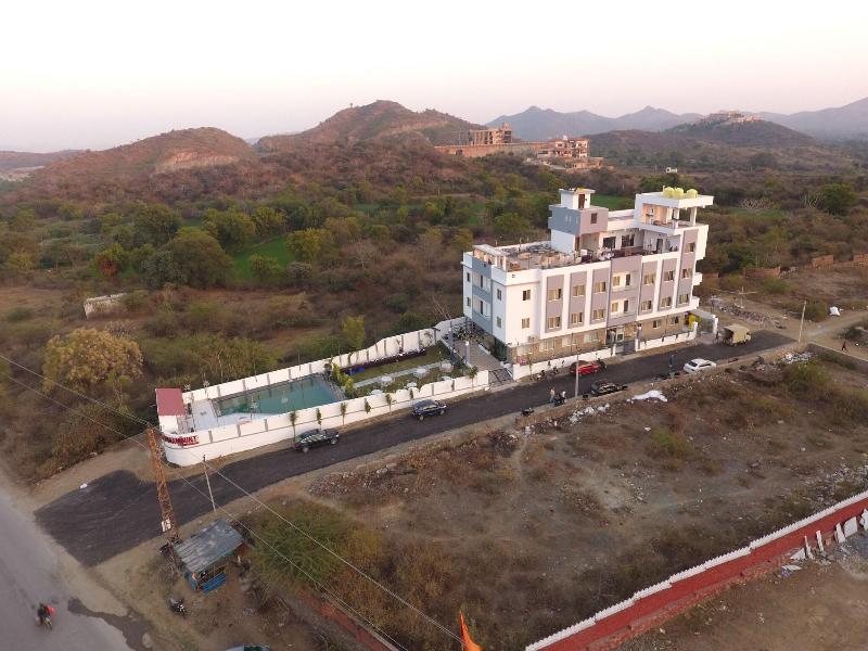 Hotel Paramount image