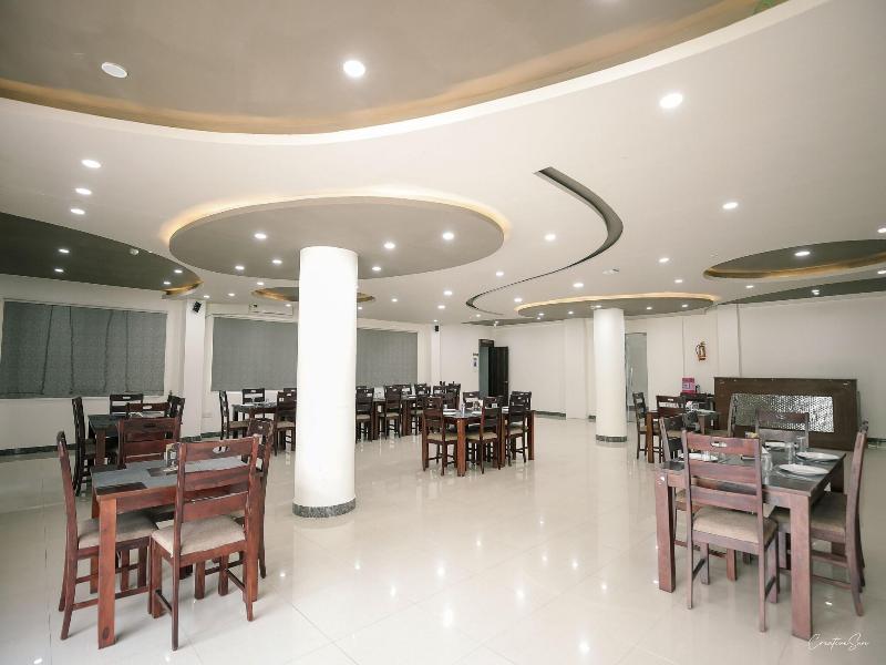Hotel Paramount image