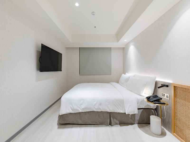 Dahu Park Hotel image