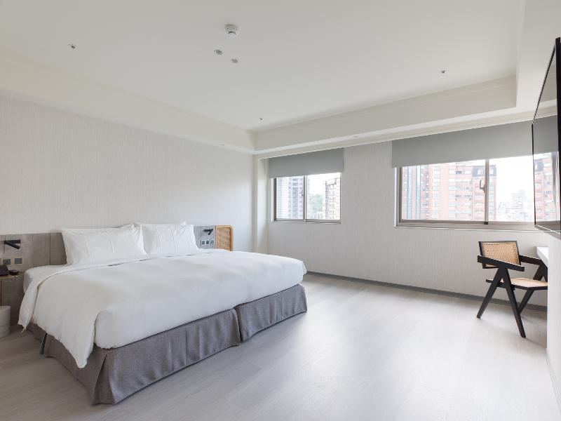 Dahu Park Hotel image
