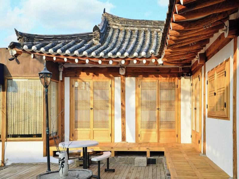 Gyeongju Hanokstay Hangbokhanzip image