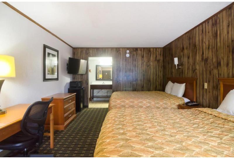 Tennessee Mountain Lodge Riverside By Oyo image