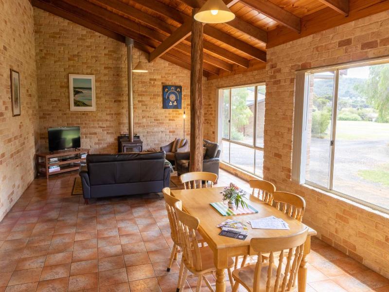 Spring Bay Villas