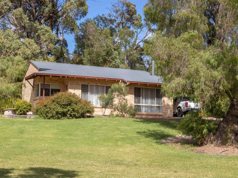 Spring Bay Villas