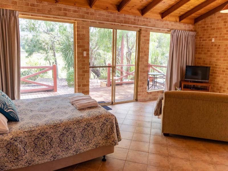 Spring Bay Villas