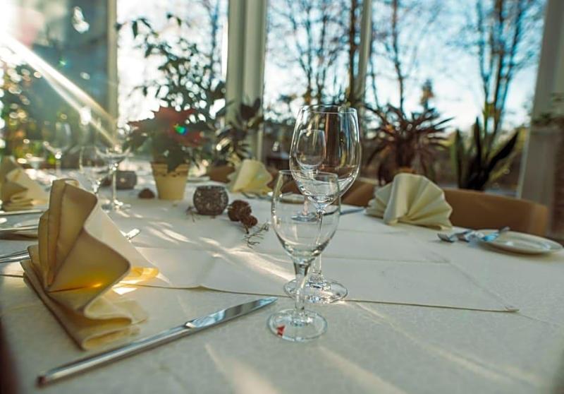 Lindenhof Hotel Tepe image