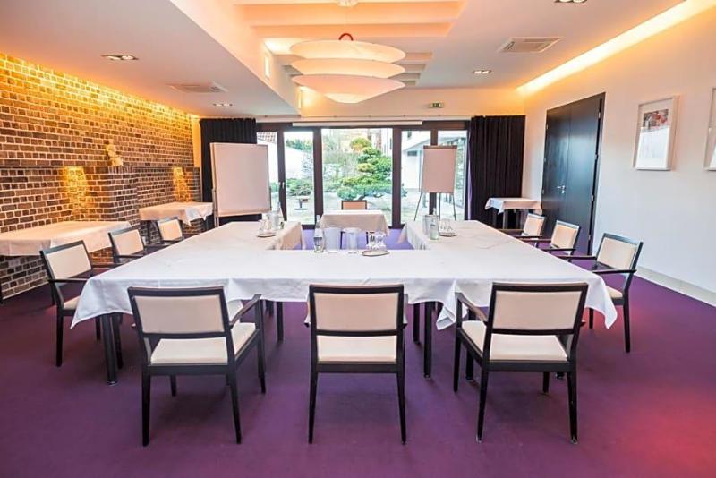 Lindenhof Hotel Tepe image