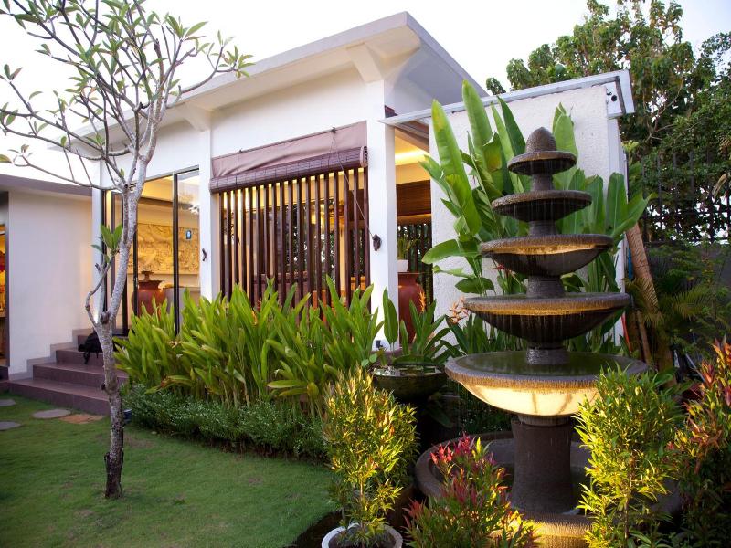 The Muaya Villa image